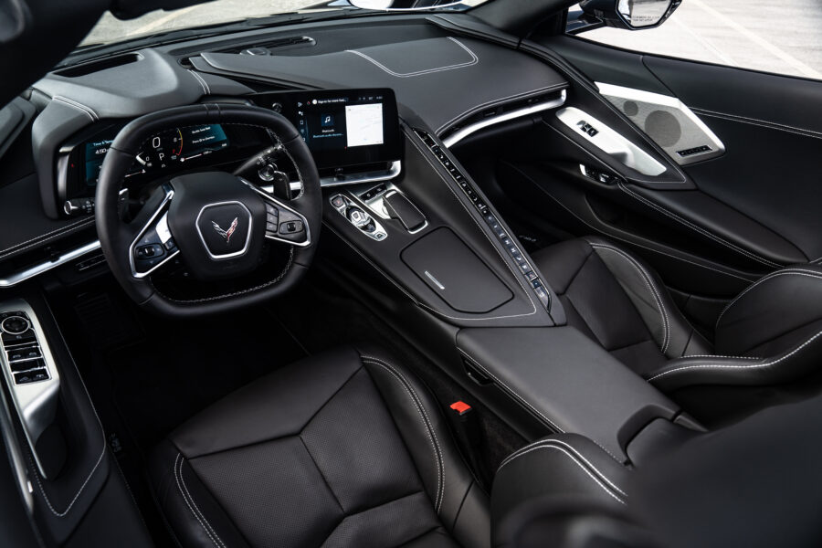 Black Corvette C8 Int.